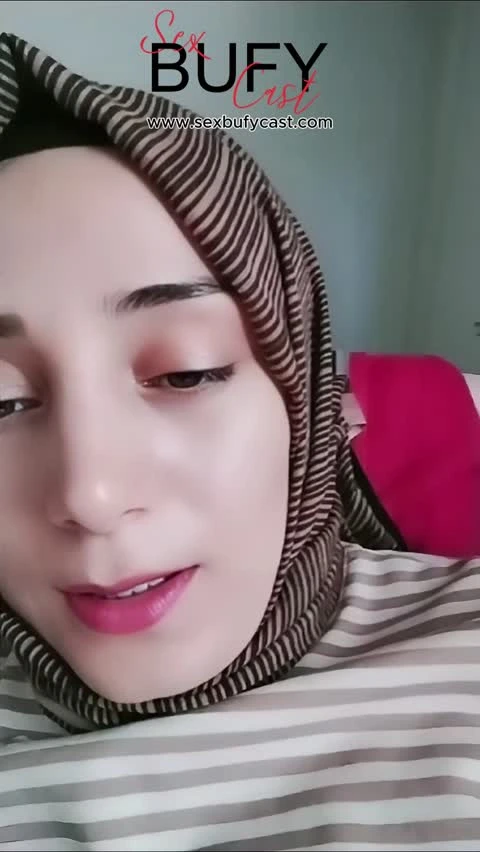 Türbanlı Türk Kızı Şantiye Ofisinde Meme Açıp Amını Gösteriyor – Türk İfşa Hub Ateşi!